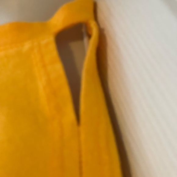 MONROW  Gold Crewneck‎ Short Sleeve Shoulder Cuts Tee Shirt Women’s Small NWOT - Picture 6 of 8